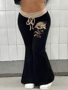 Maweii 大码女式街头风格撞色抽绳腰部前印花修身喇叭裤 - 黑色 - 查看 1