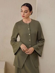 Graceveil Bộ 2 món áo dài cổ tròn thắt eo màu xanh ô liu đính nút hoa hồng ánh kim xẻ tà và chân váy thẳng cho nữ - Màu xanh Ô liu - Xem 1