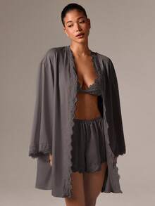 AiiRZ 女士缎面睡衣套装，蕾丝边三角文胸短裤和睡袍，家居服三件套，秋季服装 - 巧克力棕 - 查看 4