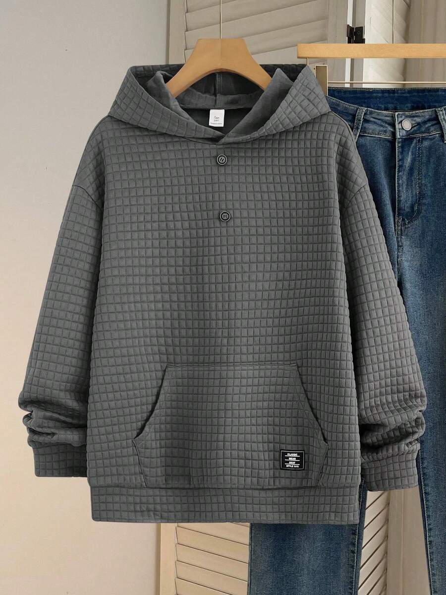 SHEIN 青少年男童休闲宽松舒适百搭织唛装饰纽扣门襟卫衣，适合秋季、冬季、外出、运动穿着。 - 深灰色 - 查看 1