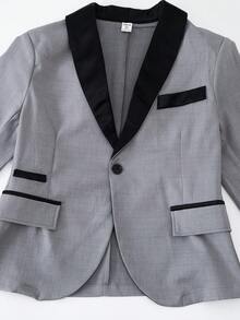 SHEIN 3 件青少年男孩绅士高端优雅时尚帅气舞台表演主持人服装套装。西装外套+修身背心+休闲裤三件套，经典时尚披肩领西装，奢华时尚王子般优雅，修身剪裁不受束缚 - 灰色 - 查看 5
