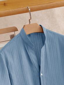 Manfinity NXTstreet 2件套男士休闲立领V领短袖衬衫套装 - 彩色 - 查看 4