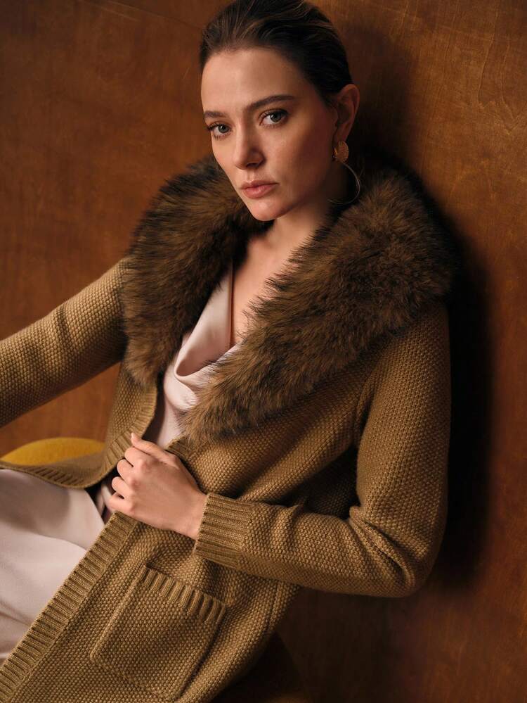 Women's Elegant Fur Collar Long Sleeve Cardigan With Dual Pockets, Autumn/Winter