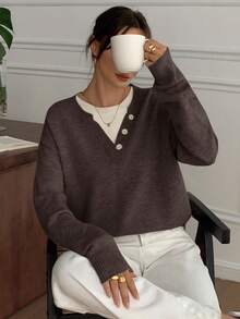 DAZY بلوفر كاجوال بتصميم ألوان متباينة بياقة هنلي، كنزة محبوكة ناعمة 2 في 1 للنساء - بني - مشاهدة 4