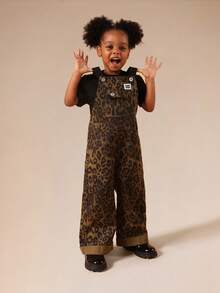 SUMWON جمبسوت جينز فضفاضة للفتيات الصغيرات بطبعة نمر مع جيوب أمامية وأشرطة قابلة للتعديل للاستخدام اليومي والألعاب - كاكي - مشاهدة 1