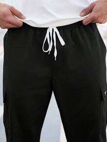 Manfinity Homme 大码男士字母图案抽绳腰锥形工装裤 - 黑色 - 查看 3