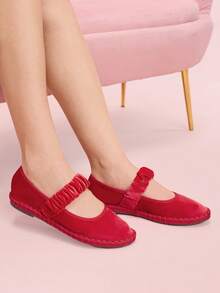 CUCCOO DOLLMOD 女士优雅经典舒适天鹅绒褶皱弹力玛丽珍平底鞋 - 紅色 - 查看 8