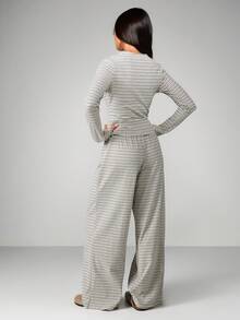 MISSGUIDED Bộ đồ ngủ sọc cài nút phía trước và quần ống rộng phù hợp với đồ ngủ thoải mái thường ngày cho mùa xuân thu đông - Xám - Xem 2