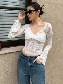 K-Vae 女士蕾丝拼接贝壳边休闲长袖衬衫，日常穿着 - 白色 - 查看 6