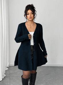Elenzga Plus Size Fall Solid V-Neck Button Placket Peplum Hem Cardigan - Navy Blue - View 3