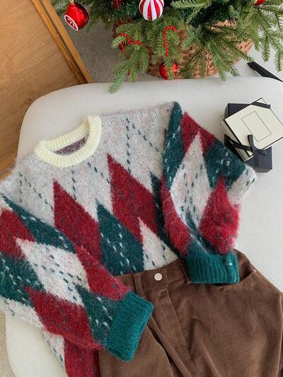 Women's Christmas Loose Fit Crew Neck Colorblock Plaid Patchwork Christmas Sweater Christmas