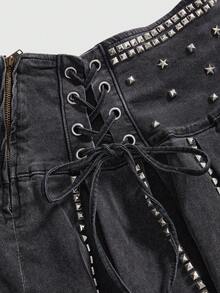 ROMWE Goth Plus Size Street Style Denim Pleated Skirt With Star & Polygon Rivets, Drawstring Tie, Deep Black Denim Mini Skirt, Suitable For Plus Size Party, Music Festival, Sexy Pleated Denim Mini Skirt, Fashion-Forward Plus Size Denim A-Line Skirt, Plus Size Women Autumn Black Denim Mini Skirt - Black - View 3