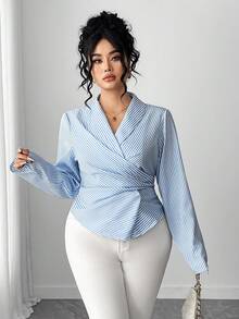 SHEIN Tall CURVE 大码优雅蓝色系腰不对称条纹衬衫 - 彩色 - 查看 5