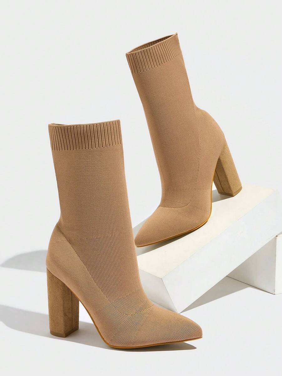 Daringsoles 女式尖头粗高跟弹力踝靴，卡其色 - 卡其色 - 查看 1