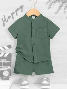 2pcs Baby Boy Casual Solid Color Short Sleeve Single-Breasted Pocket Shirt And Shorts Set