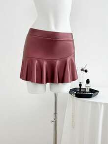 Zolique Quần short váy xếp nếp viền da PU màu trơn dành cho nữ - Màu Đỏ Sâu - Xem 4