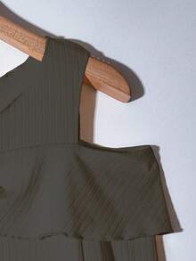 GlowEve Kaos Fashion Wanita Lengan Panjang Tanpa Bahu dengan Desain Kancing Warna Polos - Dark Grey - View 3