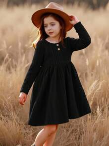 Emery Rose Kids Emery Rose Kids 女童纯色长袖圆领罗纹连衣裙，前襟纽扣设计，适合秋冬季节穿着，居家、户外运动、上学、日常休闲皆宜。款式和我妈妈、姐姐、妹妹的都一样。万圣节黑色连衣裙，女童春秋法式连衣裙，秋季长袖连衣裙 - 黑色 - 查看 2