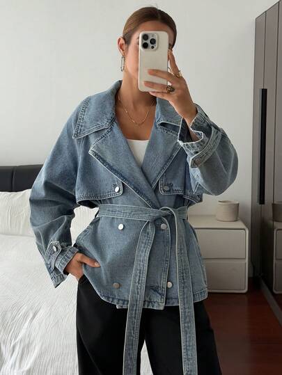 DAZY Áo khoác denim ngắn thường ngày có thắt lưng cài ve áo dành cho nữ