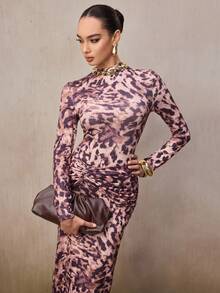 Modelyn Women's Fashionable Commuter Leopard Print Fitted Long Dress - Brown - View 3
