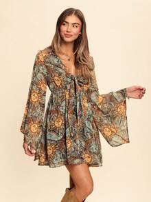 Coeurva 休闲 V 领喇叭袖修身短款连衣裙，带晕染印花，度假装雪纺女士夏季服装复活节连衣裙纳什维尔服装音乐会服装女士西部服装女士波西米亚热带度假女装，太阳裙，女士热带服装 - 彩色 - 查看 5