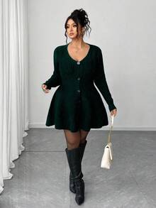 Elenzga Große Größen einfarbiger V-Ausschnitt figurbetonte elegante Langarm Strickjacke - Dunkelgrün - Übersicht 3