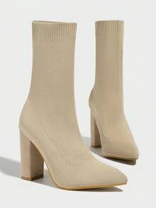 Daringsoles 女式尖头弹力针织粗高跟踝靴，杏色 - 杏色 - 查看 4