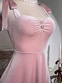 Elamini 复古天鹅绒露肩系带腰部 A 字迷你连衣裙 - 淺粉色 - 查看 5