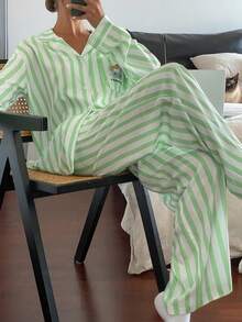 DAZY Striped Cute Bear Print Decor Loose Pajamas Set, Fall Winter Clothes - Green - View 4