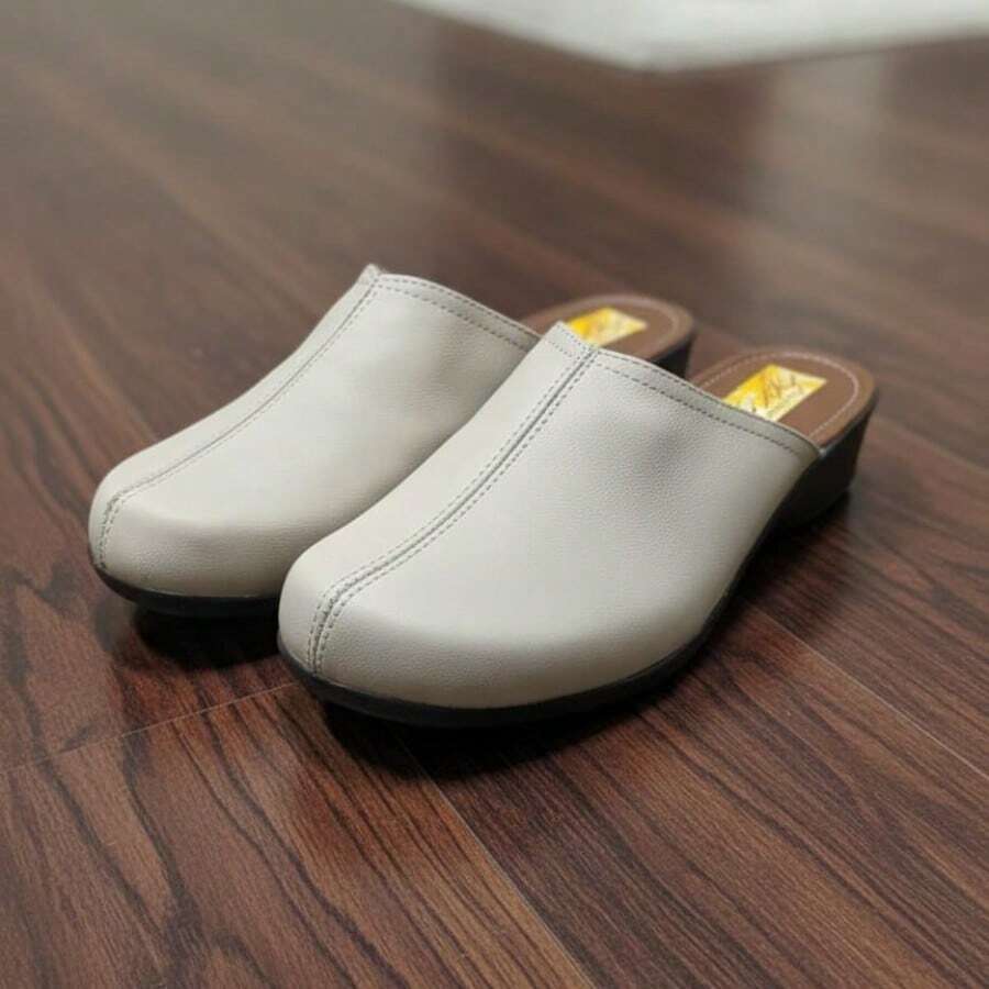 Women Clogs - 米色 - 查看 1