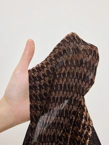 BizChic 2025 Autumn/Winter New Modern Urban Elegant Romantic Workplace Practical Commute Business Casual Office Wear, Suitable For Wedding Guests, Parties, Concerts, Performances, Brunch, Airport Outfits, Daily Fashion, Versatile, Flocked Material, Plush Craftsmanship, Crew Neck Pullover, Houndstooth Pattern Long Sleeve Women's Knit Top, Suitable For Halloween, Christmas, Plaid Brown Top, Elegant Ladies Blouse, Country Style