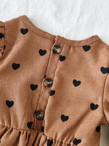 SHEIN Vintaside Kids 2 pièces/Set Veste sans manches style campagnard pour tout-petits filles + Robe à manches bouffantes en velours côtelé, Tenue décontractée mignonne pour tous les jours, Épaisse et chaude, Design minimaliste et élégant, Automne/Hiver - Tabac - Voir 6