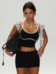 Dewbera Contrast Trim Criss-Cross Back Tight Fit Sports Camisole - Black - View 4