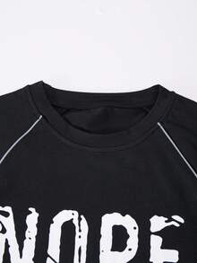 SHEIN 青少年女孩休闲百搭 T 恤和裤子套装，字母和数字印花长袖圆领上衣搭配阔腿裤，适合上学、通勤、散步、购物、郊游，可搭配夹克、外套、羽绒服 - 黑色 - 查看 4