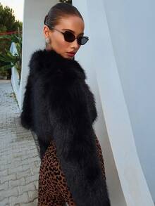 DAZY 女士时尚长袖短款蓬松外套，秋冬夹克仿皮草大衣 - 黑色 - 查看 2