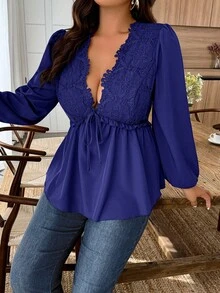 Weeklong Blus Seksi Wanita Ukuran Besar dengan Patchwork Renda, Leher V Dalam, Tali Depan, dan Lengan Lentera - Royal Blue - View 3