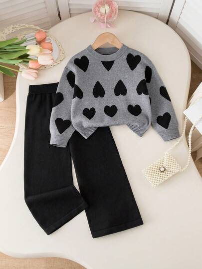 Genkimix Kids 女童爱心图案提花针织毛衣和黑色长裤两件套，秋冬女童毛衣套装，冬季女童套装，女童春秋套装两件套，女童可爱复古风针织套装，女童毛衣两件套，冬季女童套装，女童罗纹套装，女童针织套装，女童毛衣套装，女童套装，女童春秋套装长袖套装，女童保暖两件套，女童冬季裤装套装，女童秋季套装，女童休闲装，女童春秋套装