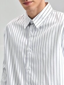 男士简约条纹休闲时尚百搭长袖宽松版型秋季复古男士白色衬衫，春夏皆宜 - 查看 4