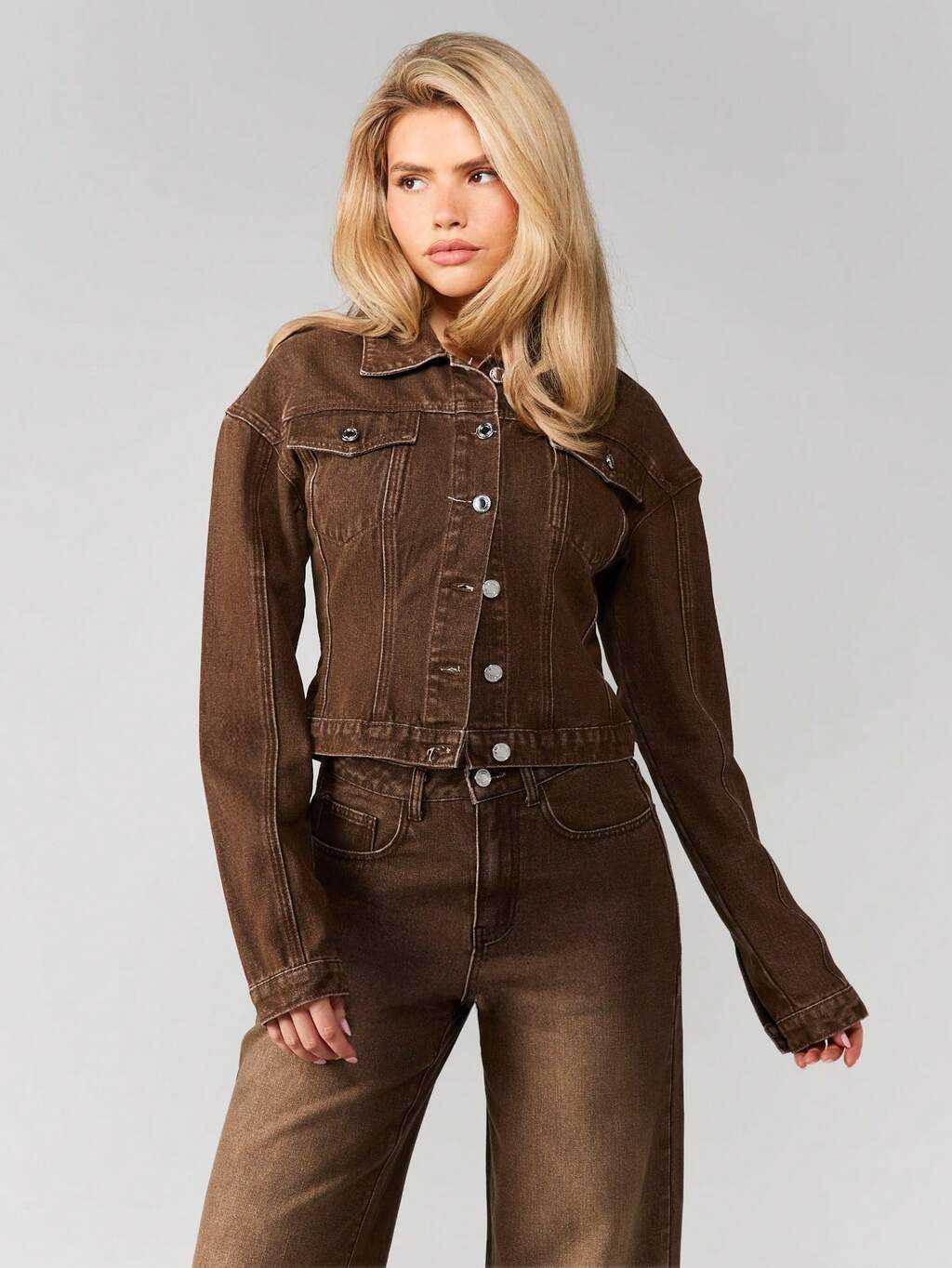 MISSGUIDED Veste en jean à manches longues pour femmes avec taille cintrée et boutons, lavage marron, vêtement d'extérieur pour l'automne et l'hiver