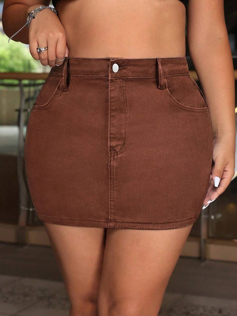 SHEIN EZwear Plus Size Women's Fashionable Pocket Mini Denim Skirt - Brown - View 1