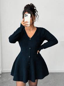Elenzga Plus Size Fall Solid V-Neck Button Placket Peplum Hem Cardigan - Navy Blue - View 8