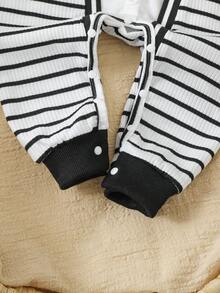 SHEIN Baby Boys Autumn New Arrival Two Pieces Look Jumpsuit, Gentleman Style With Cute Bear Pattern, Suitable For Outings And Gatherings - Black and White - View 7