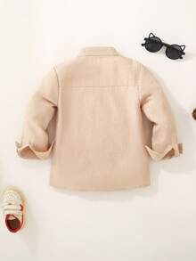 SHEIN 小男孩字母印花单排扣休闲口袋衬衫，长袖 - 杏色 - 查看 2