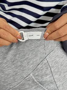 SHEIN 2 st. gravidset med tecknad björn och randig nedsänkt axel och justerbara byxor i midjan. - Marinblå - Visa 6