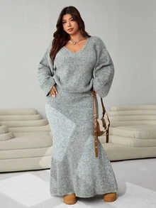 Solflare 2025 Autumn/Winter New Casual Outgoing, Party, Date, Holiday, Home Multi-Occasion Loose Cropped Top & Extra Long Fishtail Skirt Warm, Cozy, Gray Floral Knit Set, Plus Size - Grey - View 3