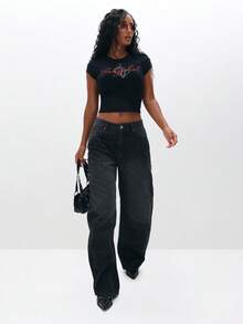 BABYPHAT 插肩袖图案 T 恤，带有脚本印花徽标短袖短款上衣，适合夏季休闲穿着 - 黑色 - 查看 2