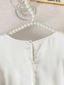 SHEIN 女童荷叶袖蕾丝蝴蝶结衬衫和荷叶边裤子两件套 - 白色 - 查看 7