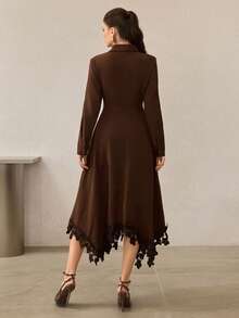 Modelyn 1 st elegant damklänning med enkelknäppt krage, långa ärmar, asymmetrisk fåll, lapptäcksdesign - Brun - Visa 5