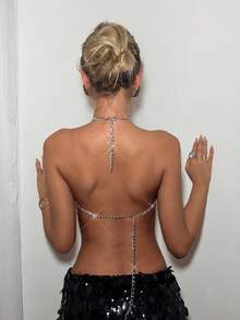 EgrlEra 女士金属吊带露背上衣，金属摇滚朋克风格，适合音乐节和派对穿着 - 銀色 - 查看 2