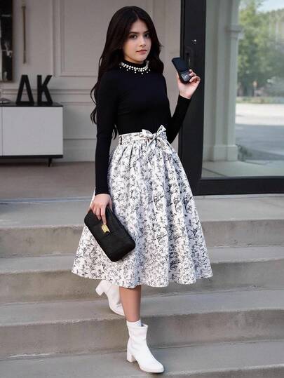 SHEIN 少女优雅度假撞色印花喇叭下摆圆领长袖弹力梭织连衣裙